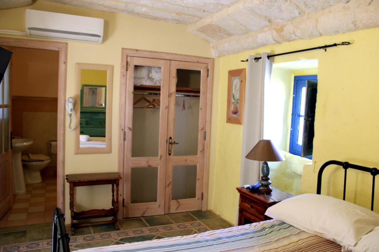 Il-Wileg Bed & Breakfast Qala Exterior photo